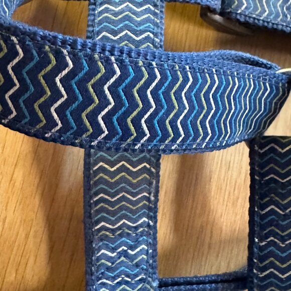 No Pull Dog T-Harness, Chevron Pattern Blue & Green with Brown Buckle - Picture 4 of 14